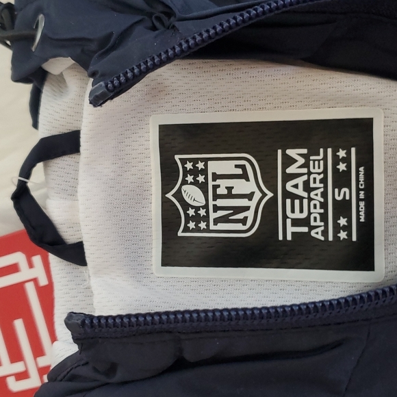 NWT New England Patriots Women's Quarter Zip Windbreaker/ Jacket - Small - Picture 8 of 14